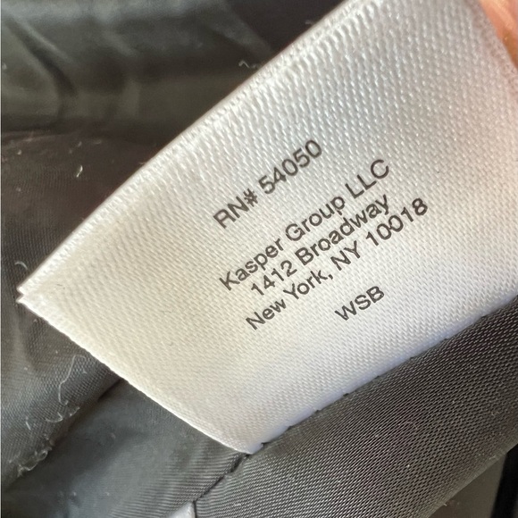 Anne Klein puffer jacket size large - Picture 9 of 10